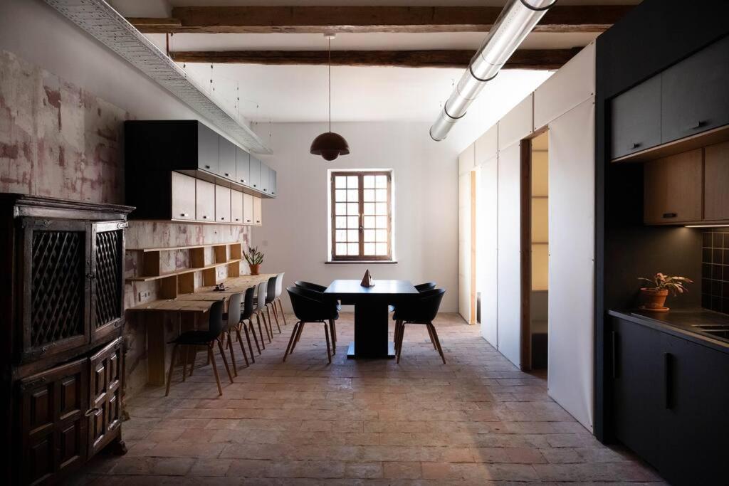 Heart Of Marseille, Loft Atypical & Spacious , Perfect For Couple And Couple With 1 Small Kid, Perfect For 2 Friends 外观 照片