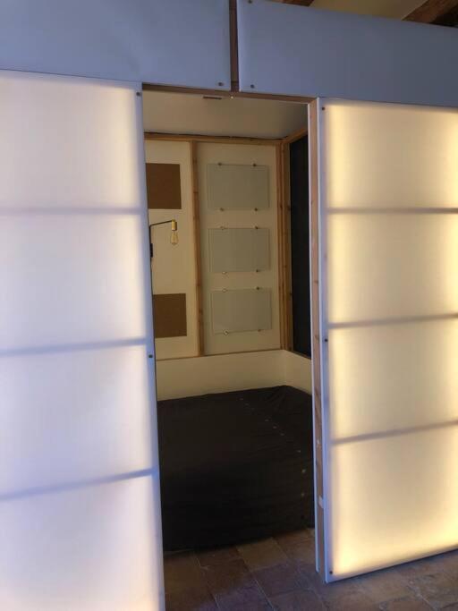 Heart Of Marseille, Loft Atypical & Spacious , Perfect For Couple And Couple With 1 Small Kid, Perfect For 2 Friends 外观 照片